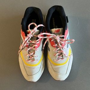 Women’s New Balance 997H Athletic Shoe - Cream/Multicolor